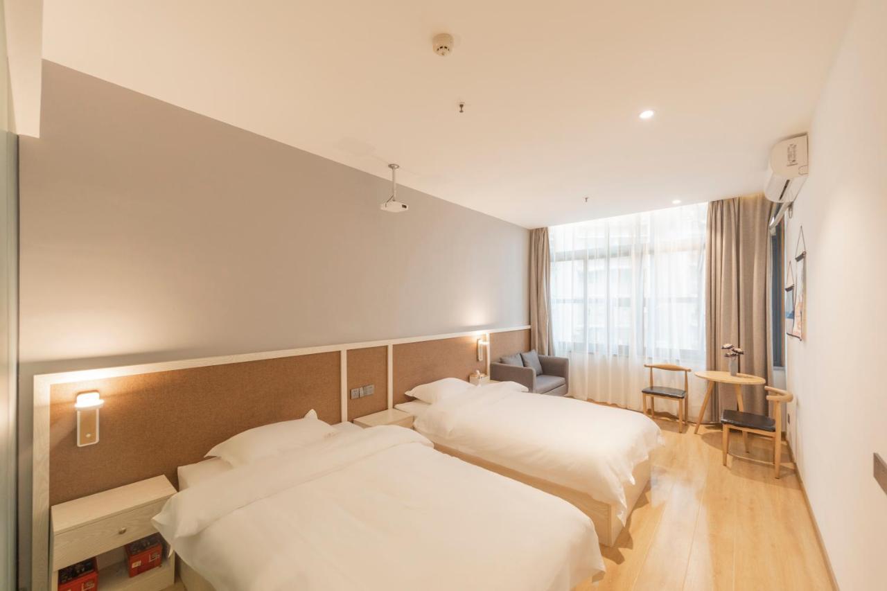 Fangorn Hostel Çongçing Dış mekan fotoğraf